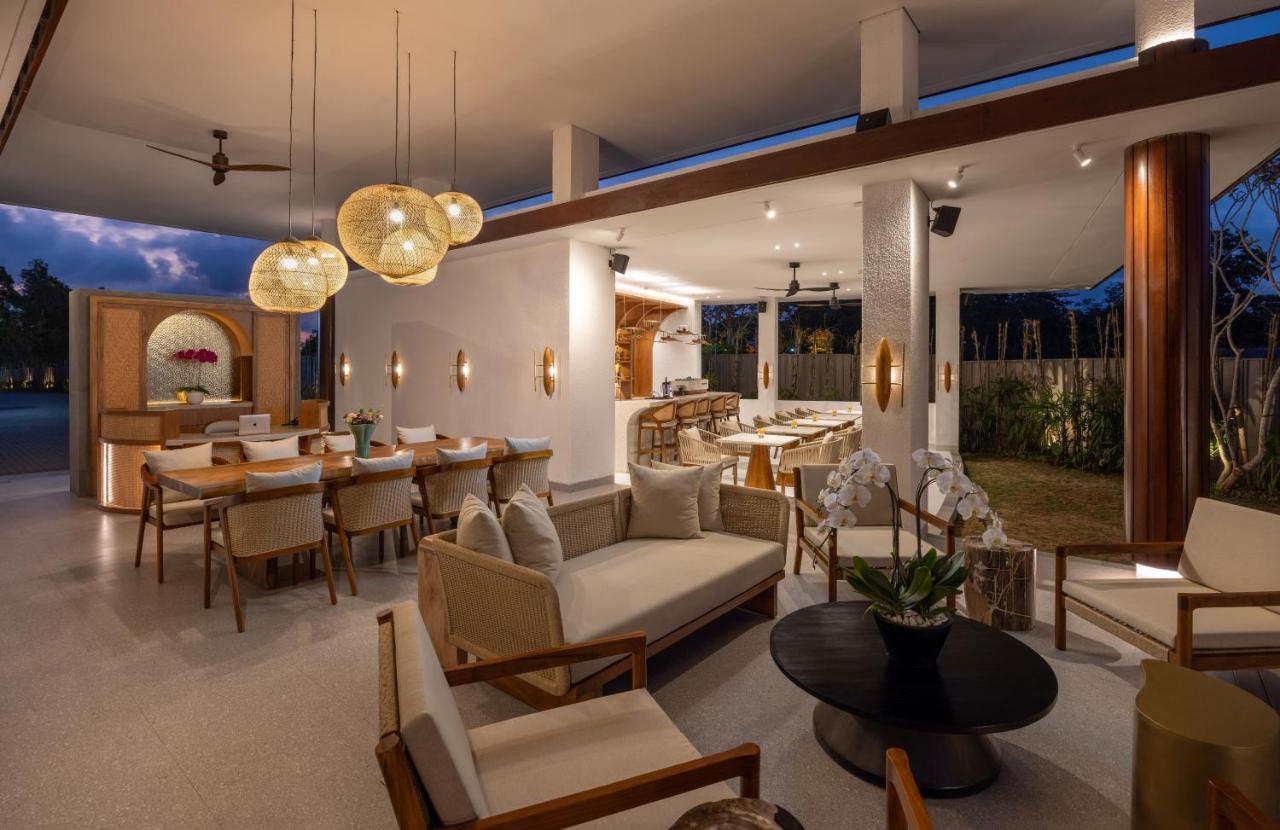 Sumitra Luxury Villas A Pramana Experience ซานูร์ ภายนอก รูปภาพ