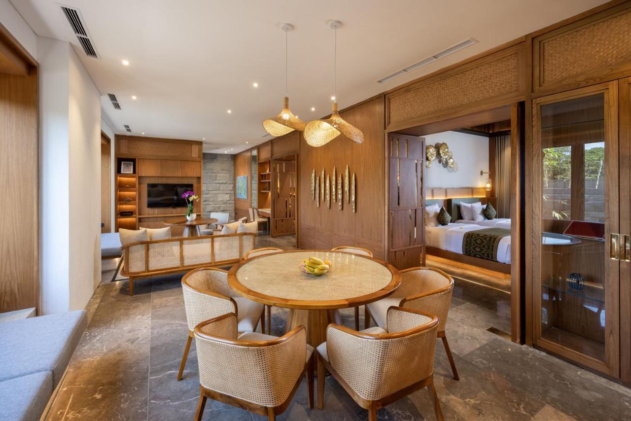 Sumitra Luxury Villas A Pramana Experience ซานูร์ ภายนอก รูปภาพ